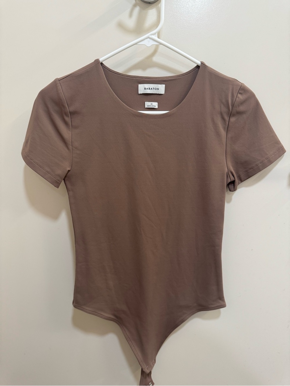 Aritzia Babaton Taupe Short-Sleeve Crewneck Bodysuit